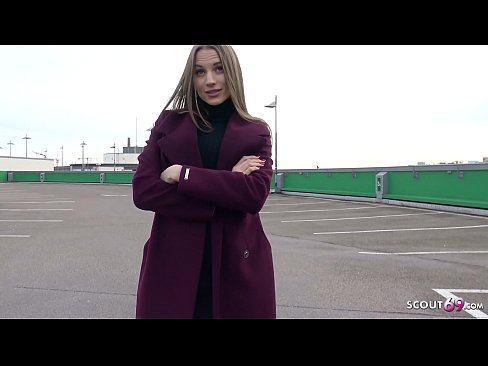 ❤️ GERMAN SCOUT hè un sognu chì tocca STEELE, PARCHEGGIU TELLTALE E SEXY PER I SOLDI ️❌ Video sessu à noi ❌