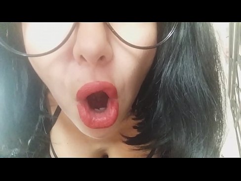 ❤️ Cari, a to matrigna ùn ti lascia micca andà à a scola oghje... Aghju bisognu di tè troppu... ️❌ Video sessu à noi ❌