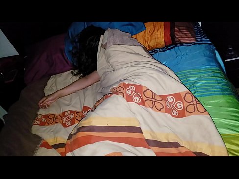 ❤️ Stepson rimprovera a so ghjovana matrigna mentre dorme. ️❌ Video sessu à noi ❌